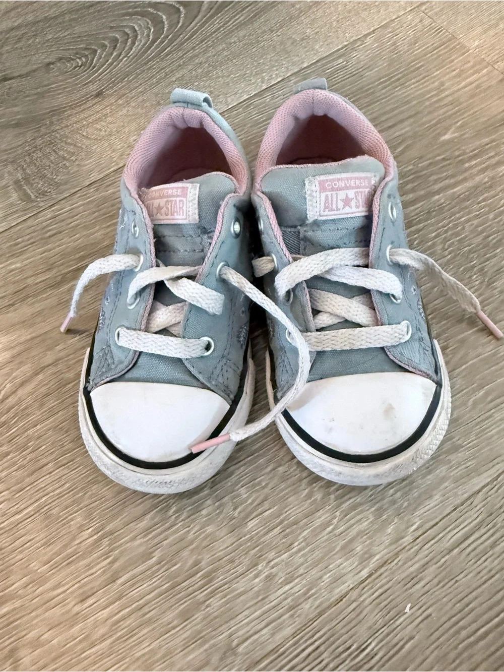Converse Kids Light Blue and Pink Low Top Sneakers with floral accents